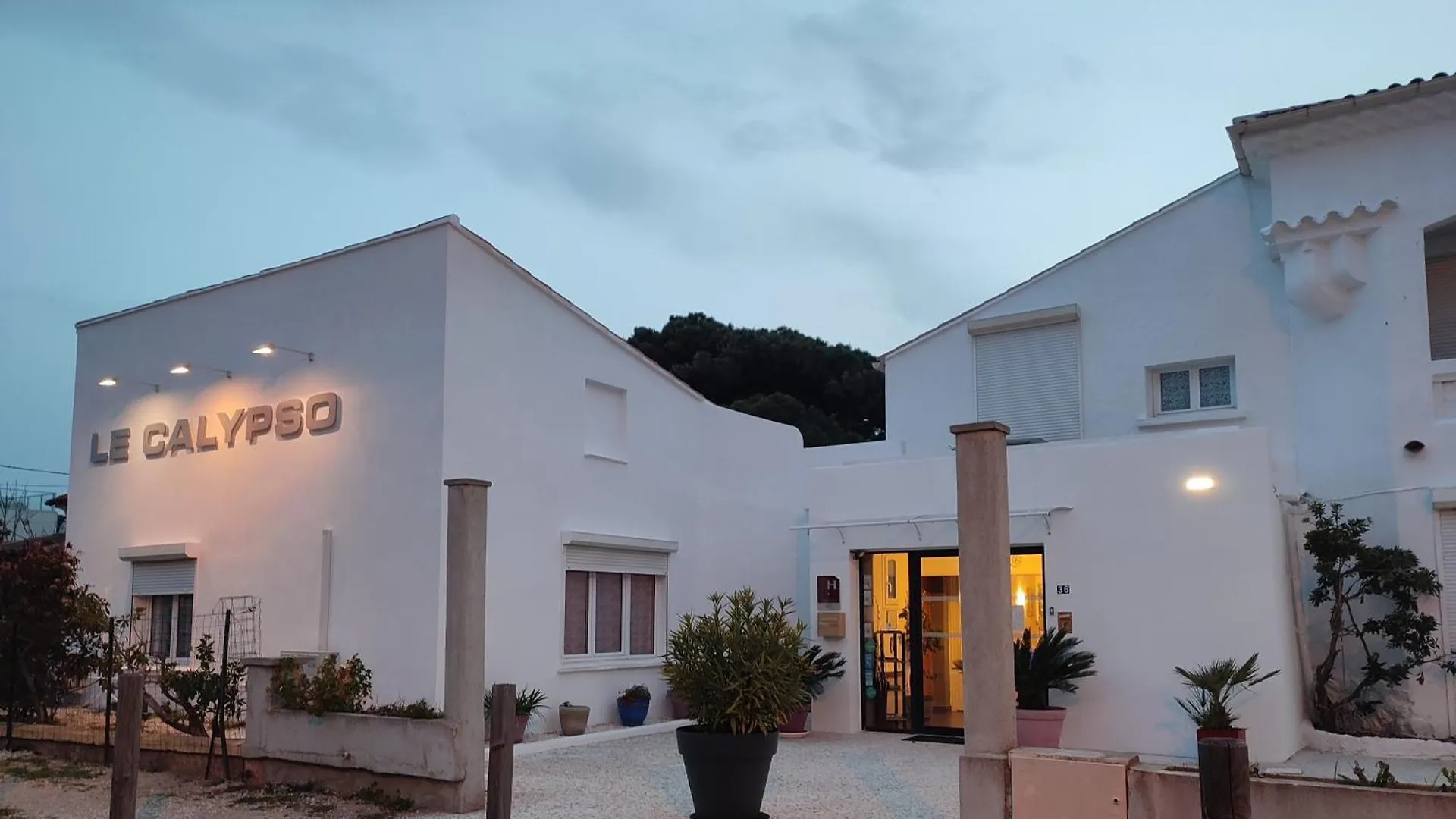 **  Hotel Le Calypso Hyères Francia
