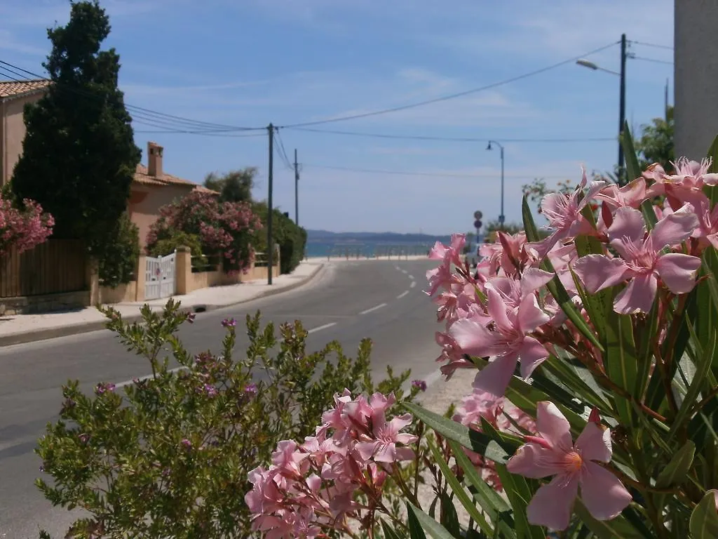 Hotel Le Calypso Hyères Francia
