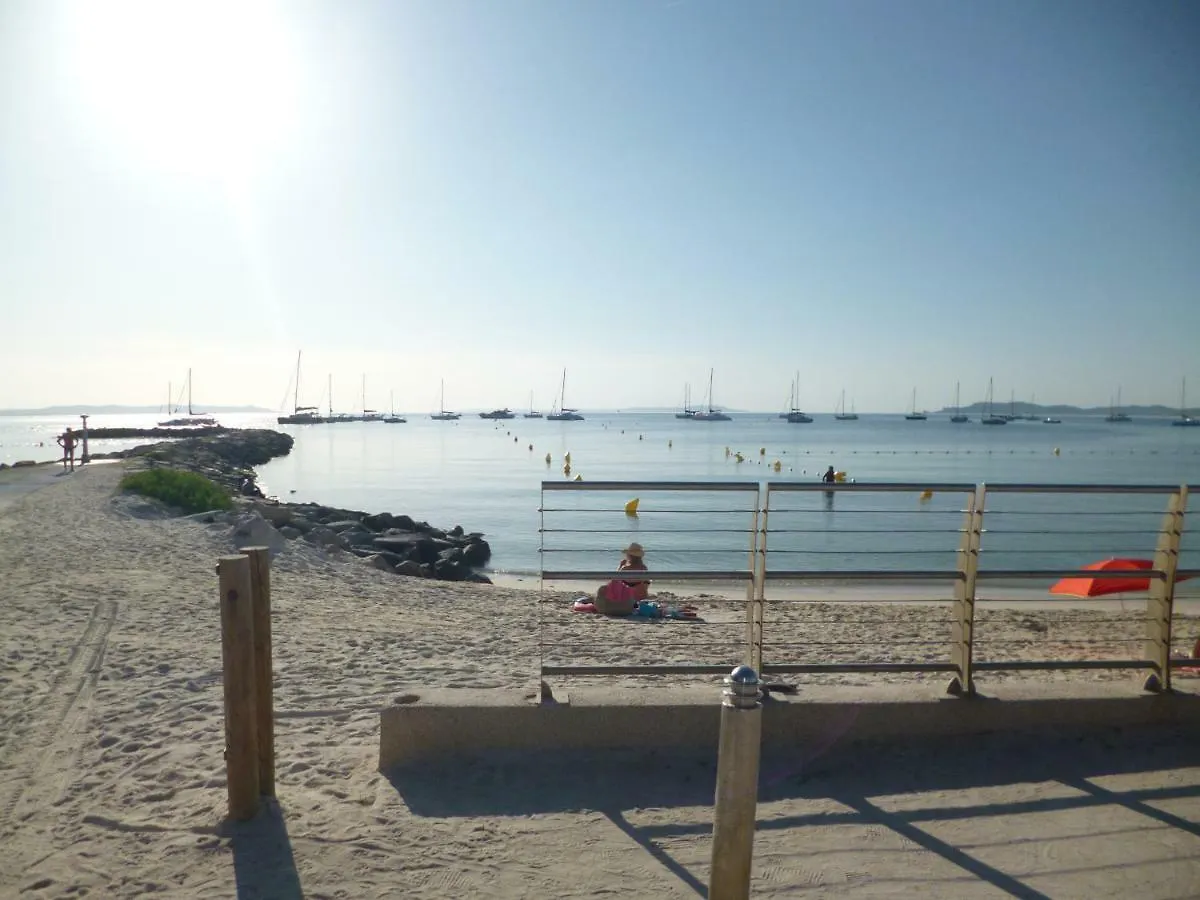 Hotel Le Calypso Hyères